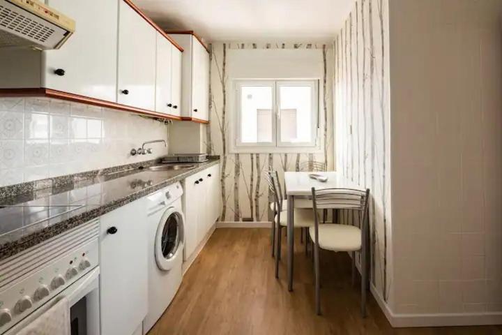 Apartamento Ezcurdia 22 Playa De San Lorenzo Primera Linea ヒホン エクステリア 写真