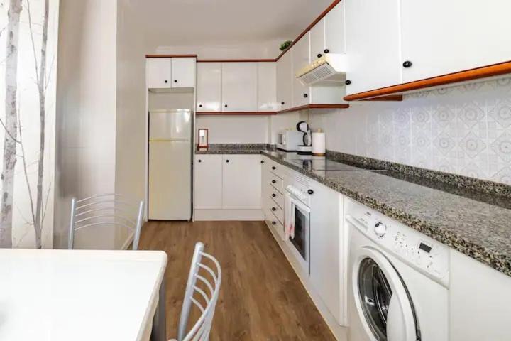 Apartamento Ezcurdia 22 Playa De San Lorenzo Primera Linea ヒホン エクステリア 写真